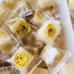 Gourmet Honey Sugar Cubes with flowers and fruit