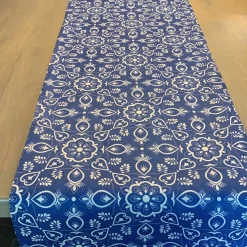 Granada Table Runner