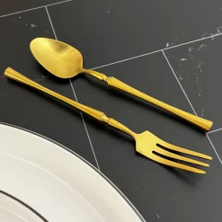 Laurel Dessert Flatware - Gold