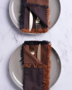 Reversible Fringe Cotton Dinner Napkins in Amber and Black